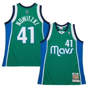 Gorgeous Dirk Nowitzki Dallas Mavericks 2004/05 Hardwood Classics Authentic Jersey   Green perfect for showing team spirit