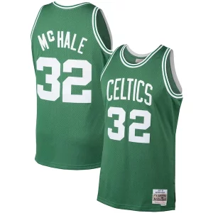Stunning Kevin McHale Boston Celtics 1985/86 Hardwood Classics Swingman Jersey   Kelly Green perfect for showing team spirit