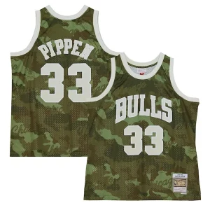 Premium Scottie Pippen Chicago Bulls Hardwood Classics 1997/98 Ghost Green Swingman Jersey   Camo to elevate your game - day look